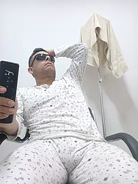 chicoguapo8 Шоу с уебкамера