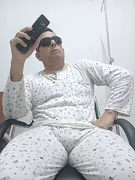 chicoguapo8 网络视讯表演