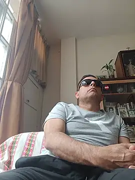 chicoguapo8 Webcam Show