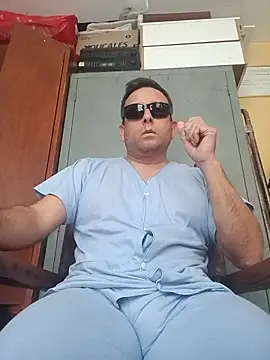 chicoguapo8's Webcam Show