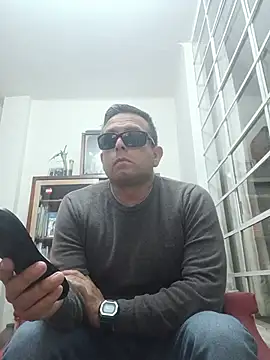 chicoguapo8 Adlı Modelin Web Kamerası Şovu