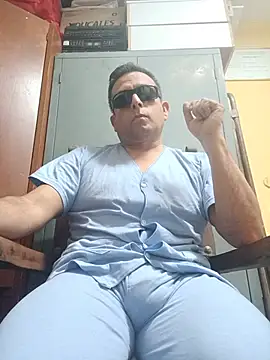 chicoguapo8 Show in webcam