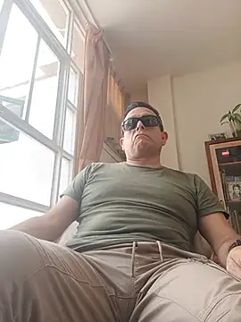 Show de chicoguapo8 na webcam