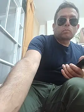 chicoguapo8 webcam show