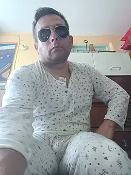 chicoguapo8 – webcam-show
