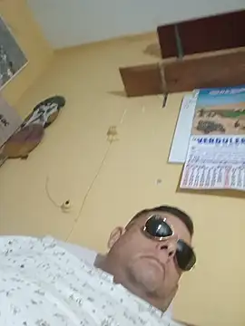 chicoguapo8 Webcam Show
