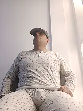chicoguapo8 webcam show