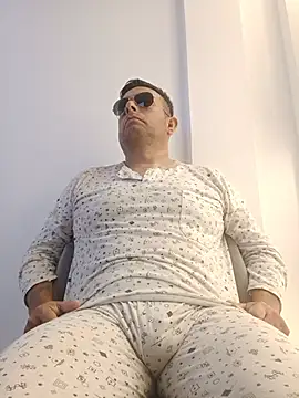 chicoguapo8 Pertunjukan Webcam