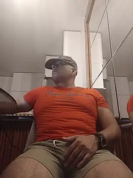 chicoguapo8 Show Webcam