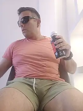 הופעת וובקאם של chicoguapo8