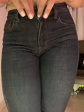 Czat XXX na żywo – Estefani_32
