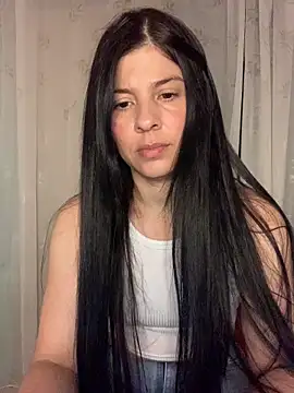 Estefani_32のライブXXXチャット