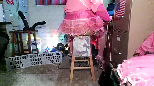 tgirljillforbbc Show in webcam