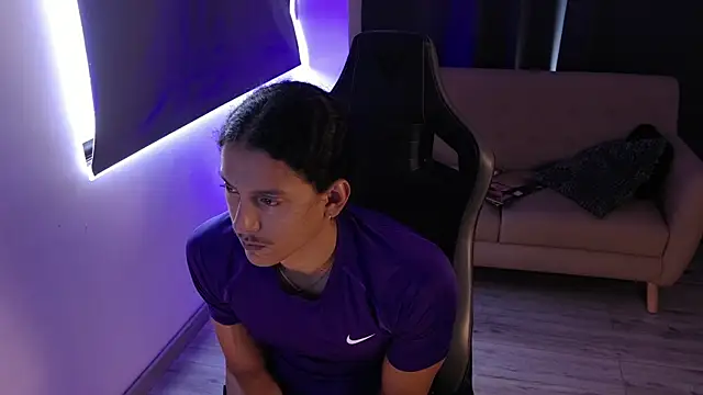Liam_V 网络视讯表演