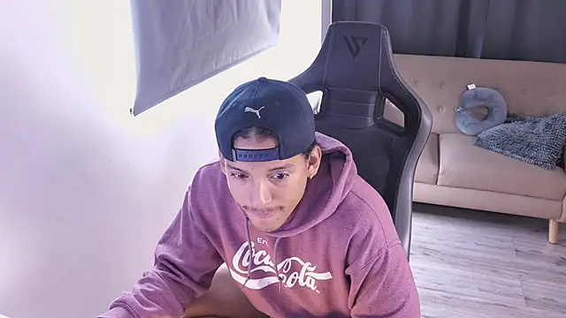 Liam_V 网络视讯表演