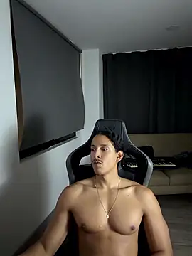 Liam_V Pertunjukan Webcam