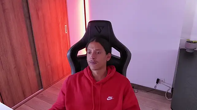 Liam_V's Webcam Show