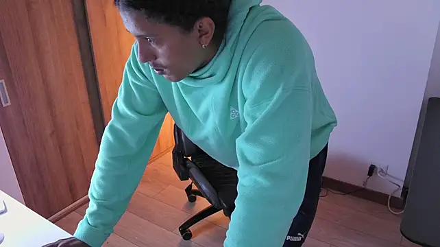 Liam_V Show Webcam