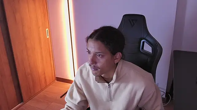 Liam_V's Webcam Show