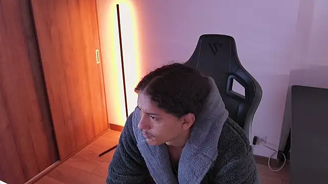 عرض كام Liam_V