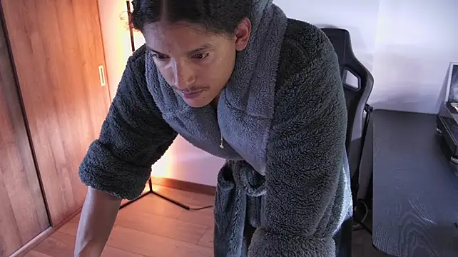 Liam_V Adlı Modelin Web Kamerası Şovu