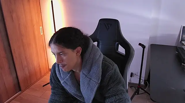 Liam_V Adlı Modelin Web Kamerası Şovu