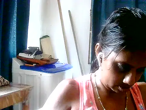 Ansh1307's Live XXX Chat