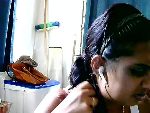 Ansh1307's Live XXX Chat