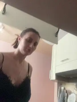 Flossy_Vettie Adlı Modelin Canlı XXX Sohbeti
