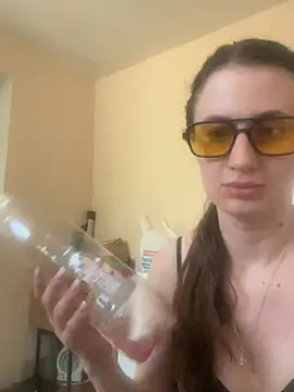 Flossy_Vettie Adlı Modelin Canlı XXX Sohbeti