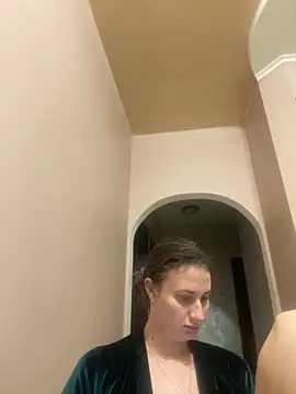 Flossy_Vettie Adlı Modelin Canlı XXX Sohbeti