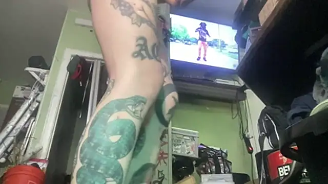 lavender_spits live XXX chat