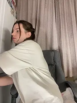 צ'אט XXX בשידור חי של NastyushaaLove