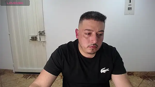 antonycruz Adlı Modelin Web Kamerası Şovu