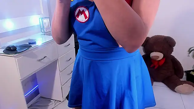 Pokazy przed kamerką – Lu_doll
