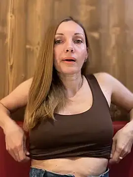 miss_darsi Chat XXX in diretta