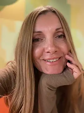 miss_darsi Adlı Modelin Canlı XXX Sohbeti
