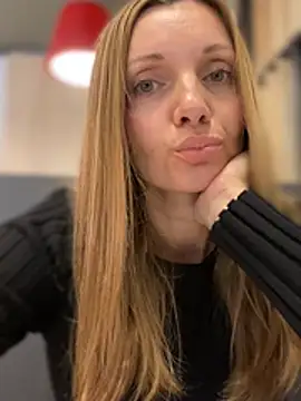 Živý XXX chat miss_darsi