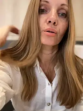 miss_darsi's Live XXX Chat