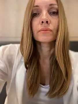 miss_darsi Adlı Modelin Canlı XXX Sohbeti