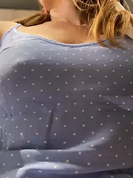 miss_darsi Adlı Modelin Canlı XXX Sohbeti