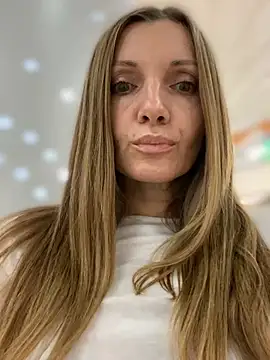 miss_darsi Adlı Modelin Canlı XXX Sohbeti