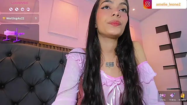 AMELIELEONE Chat XXX in diretta