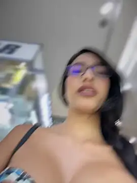 DulceLenns Live XXX-chat