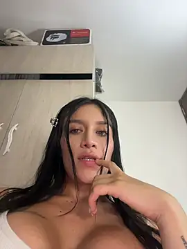 Emmily_19's Webcam Show