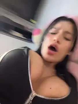 Sembang XXX Secara Langsung Emmily_19