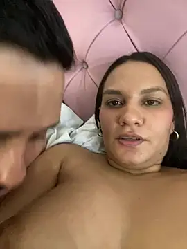 Marc_and_Emma1: διαδικτυακό σόου στην κάμερα