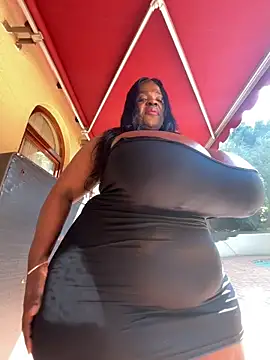 xXXSexyamazon's Webcam Show