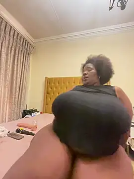 xXXSexyamazon Webcam-Show
