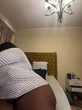 xXXSexyamazon Chat XXX live